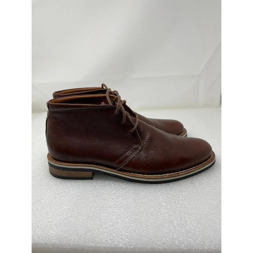 HELM The Hynes Mens 8.5  Brown Leather Chukka Boots M00522 Made in Brazil